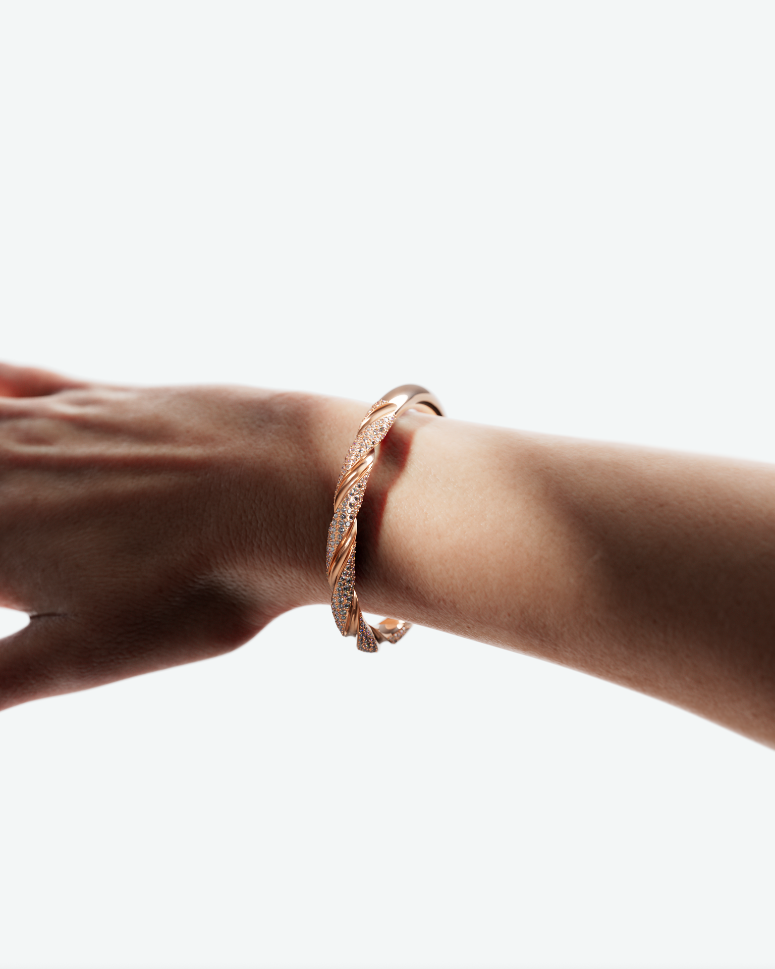 Machina Cuff Bracelet 7mm in Rose Gold with Diamonds